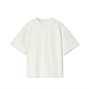 Camiseta clásica holgada con ajuste relajado, ideal para hombres y mujeres, comodidad diaria, ropa informal y capas - Product Image 1