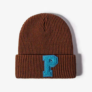 Venta caliente gorros cálidos de invierno unisex bordado 3D personalizado gorra de calavera sólida con estilo a cuadros en colores especiales - Product Image 4