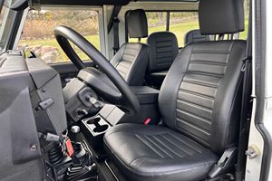 BUENA OFERTA PARA UN LAND ROVER DEFENDER 90 DE 1992 - Product Image 3