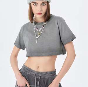 Tu propio logotipo Camiseta de lavado ácido personalizada Mujer Camisetas en blanco de algodón suave personalizadas de gran tamaño - Product Image 3