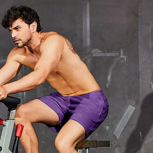 Short décontracté d'été OEM pour hommes | Matériau en coton respirant | Coupe décontractée avec poches | Fourniture de streetwear en gros - Product Image 2