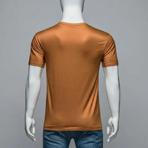 เสื้อยืดฟิตเนสแขนสั้นผ้าคอตตอนหนานุ่มพิเศษ พิมพ์โลโก้ตามสั่ง คุณภาพสูง ทรงโอเวอร์ไซส์ สำหรับผู้ชาย บริการ OEM สไตล์ลำลอง - Product Image 6