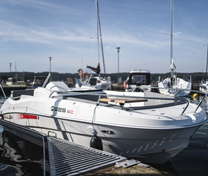 Remus 525SC Bateau nautique haute performance 2025 pour une expérience marine optimale! - Product Image 1