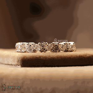 Marquesa y forma redonda Moissanite Half Eternity Wedding Band para mujer - Product Image 5