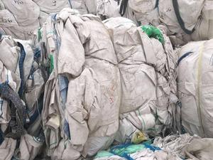Saco de Plástico Tejido Blanco Reciclado de PP, Grado Moldeo por Soplado, Tipo Jumbo Bag FIBC, de Idaho, para Embalaje de Exportación - Product Image 3