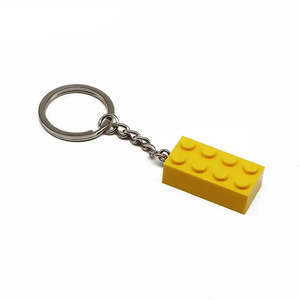 Porte-clés coloré en forme de rectangle en plastique avec mousqueton Lego Bricks - Product Image 6
