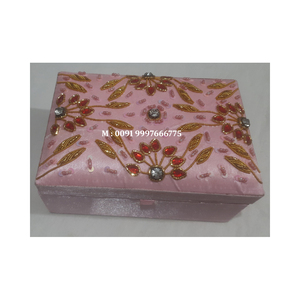 Attractive Looking Very Beautiful Design Zari Embroidery Work <b>Grey</b> Color Jewelry <b>Box</b> for Home Decorations and Wedding Gifts used - Product Image 2