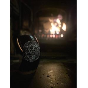 Auténtica Taza de Cuerno de Búfalo Hecha a Mano |   Taza Estilo Vikingo Nórdico - Product Image 1