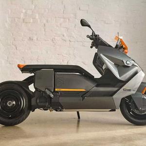 Scooter électrique B M W CE 04 d'origine, neuf, 2021/2022 - Product Image 1