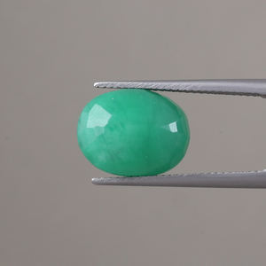 Émeraude synthétique certifiée IGI, vente en gros, pierre libre, 7,13 carats, taille ovale, 14x11 mm, 6 mm, vert premium, traitée thermiquement, phosphorescente - Product Image 2