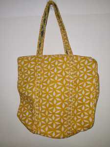 Bolsa de Compras de Playa Ligera de Algodón Floral Ecológica, Bolsa de Mano Acolchada con Estampado de Bloques Hecha a Mano con Práctico Bolsillo Interior - Product Image 2