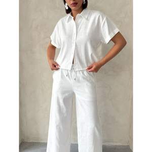 Blusa con Estampado de Lazo para Mujer, Diseño Elegante y Moderno - Product Image 5