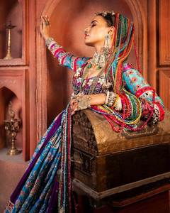 Nouveau Navratri spécial mousseline coton belle impression numérique avec vrai miroir travail Lehenga & Choli avec Dupatta au prix de gros - Product Image 3