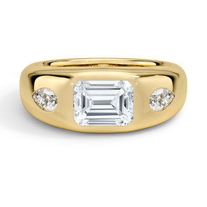 Anillo de tres piedras con diamante de corte esmeralda de 3 quilates en oro amarillo con piedras laterales en forma de pera, joyería clásica de compromiso para mujer, diseño personalizado. - Product Image 1