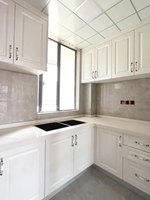 Ensemble de meubles de cuisine modernes MEGA, design intelligent avec porte en verre et finition en PVC, structure en MDF, menuiserie de cuisine