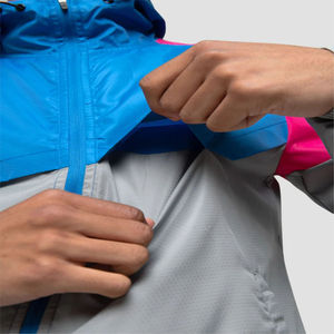 Veste coupe-vent personnalisable de haute qualité pour hommes et femmes, veste en toile à capuche, fermeture éclair sur le devant, coupe-vent pour l'extérieur - Product Image 3