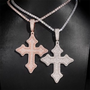 Colgante con logotipo inicial de Latón chapado en oro personalizado 5A, nombre de estilo de diamante cúbico para fiestas, joyería y dijes de Hip Hop - Product Image 3