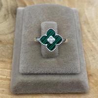 Vente en gros de bague fine en argent sterling 925 plaqué or 14 carats avec malachite verte naturelle de 14 mm, forme de cœur, sertie de pierres