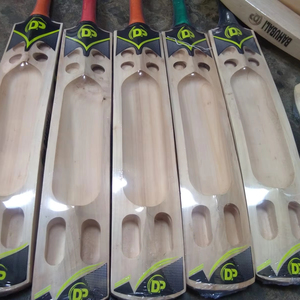 Kashmiri Willow ค้างคาวดีไซเนอร์คุณภาพพรีเมี่ยม - Product Image 1