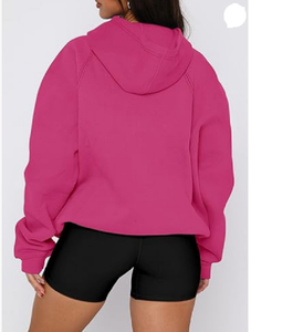 Sweat-shirts à capuche pour femmes en hiver, fabriqués au Bangladesh, respirants, durables, avec logo imprimé sur le devant et le dos, anti-rétrécissement, pour l'automne - Product Image 2