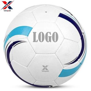 Ballon de football de qualité export, fabriqué en PVC de haute qualité, logo personnalisé, vente en gros, léger, écologique, pour l'extérieur - Product Image 6