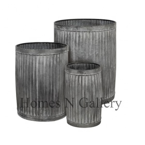 New Attractive Design Garden Decorative Planters Superior Quality Hammered Green Plant With Handle Garden Decor - Product Image 2