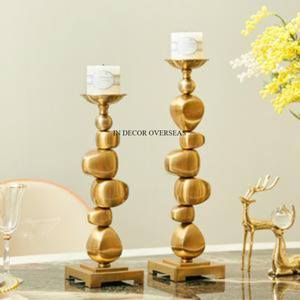Candelabros decorativos para el hogar y el Hotel chapados en oro de alta calidad de diseñador minimalista elegante de Metal de primera calidad - Product Image 3