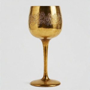 HaloSipGold Divine Grace, cáliz de vino de Metal adornado, Copa tradicional con acabado antiguo para rituales religiosos y altares de Iglesia - Product Image 2