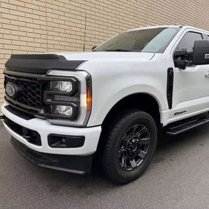 Ford F-350 Super Duty 2023, boîte de vitesses manuelle, conduite à gauche, intérieur foncé, turbo diesel, sièges en cuir, à vendre - Product Image 1
