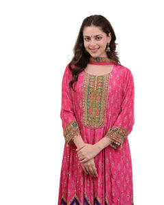 Ensemble Chanderi en coton imprimé floral audacieux tenue élégante et confortable pour diverses occasions avec des fêtes orange rouge vif - Product Image 1