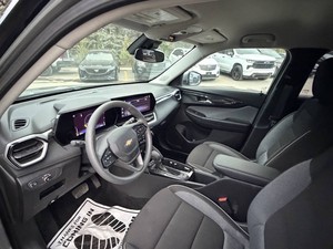 IMPRESIONANTE CHE-VRO-LET TRAILBLAZER LT 2025, SUV de 4 Puertas, Transmisión Automática - Product Image 2