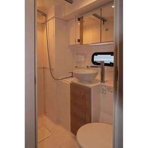 Katamarán Bali 4.5 Cabin Cruisers Modelo 2018, Dimensiones 13.60x7.42m, Motor 2x50HP - Product Image 4