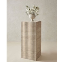 Table d'appoint haut en pierre de travertin de luxe pour décor à la maison moderne présentoir élégant Table d'appoint unique en pierre naturelle fabriquée à la main