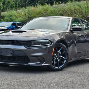 Dodge Charger GT RWD 2023, Volante a la Izquierda, Euro IV, 5 Plazas - Product Image 1