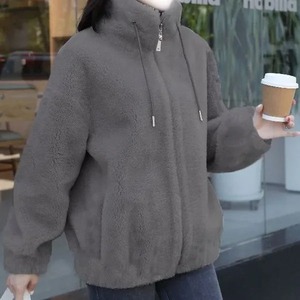 Cardigan à capuche brodé sept couleurs pour femmes pull épaissi veste en velours Double face fermeture éclair formelle nouveau Style hiver chaud - Product Image 1