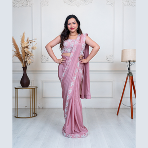 Sari de chinón de color cebolla de diseñador pesado con perlas listo para usar con proveedor de bordado a mano de mayorista de India - Product Image 2