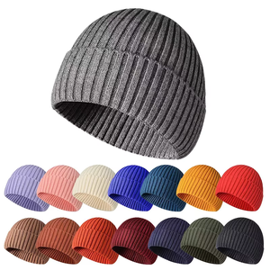 Gorros de punto Logotipo de impresión digital personalizado Diseño de jacquard Patrón sólido 100% Acrílico Transpirable e impermeable Sombrero unisex - Product Image 1