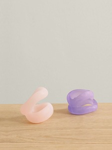 Anneau de serviette en résine fait à la main avec un motif floral artistique, parfait pour une table à manger de style rustique - Product Image 2