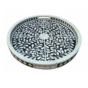Plateau de service rond en métal et MDF avec motif moderne fait à la main en incrustation d'os avec fonction de service de café et de thé - Product Image 4