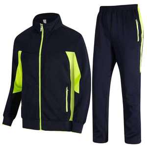 Vente en gros Tenues de jogging unisexes en molleton technique avec logo personnalisé Tenues de sport deux-pièces d'hiver avec capuche Survêtements pour hommes - Product Image 1
