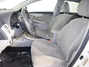 Toyota Corolla LE 2013 - Product Image 4