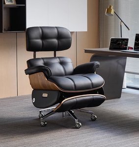 Silla de Oficina Ejecutiva Ergonómica de Cuero con Respaldo Alto y Soporte Lumbar, Giratoria, con Reposapiés - Product Image 1