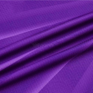 Últimos Diseños de Uniformes de Fútbol para Adultos, Transpirables, de Color Sólido, Manga Corta, Logotipo Frontal, Hechos en Pakistán - Product Image 3