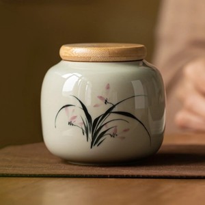 Tarro de Almacenamiento de Cerámica Premium con Tapa de Madera Hermética, Diseño Floral, Organizador de Cocina, Decoración Elegante para Encimera, Contenedor Duradero - Product Image 1