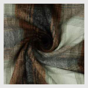 Tissu teint en mousseline de haute qualité 100% Techniques et matériaux de style design personnalisables au Royaume-Uni - Product Image 2