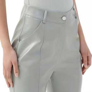 Pantalones de Cuero Genuino de Talle Alto para Mujer, Cierre de Cremallera, Tela Elástica, Corte Regular, Invierno, Ecológicos, Impermeables - Product Image 3
