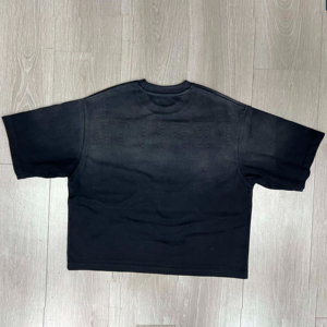 T-shirt en coton personnalisé 300GSM pour hommes T-shirt court Boxy surdimensionné avec col en O Broderie en détresse Streetwear - Product Image 5