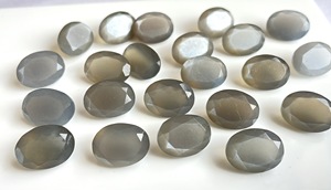Pierre de lune grise naturelle 5x7mm ovale à facettes de qualité supérieure-Pierre de lune grise flashy ovale à facettes - Product Image 2