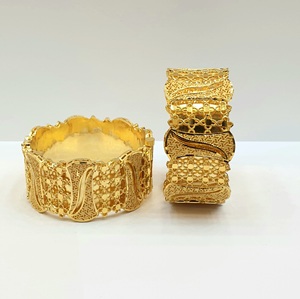 ชุดเครื่องประดับกำไลข้อมือ2ชิ้นที่หรูหราของผู้หญิงชุบทอง24KT - Product Image 4