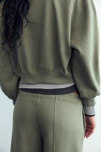 Sweat-shirt en coton polaire pour femmes dames 2 pièces automne sport Jogging ensemble de survêtement pour femmes service OEM au Bangladesh - Product Image 3